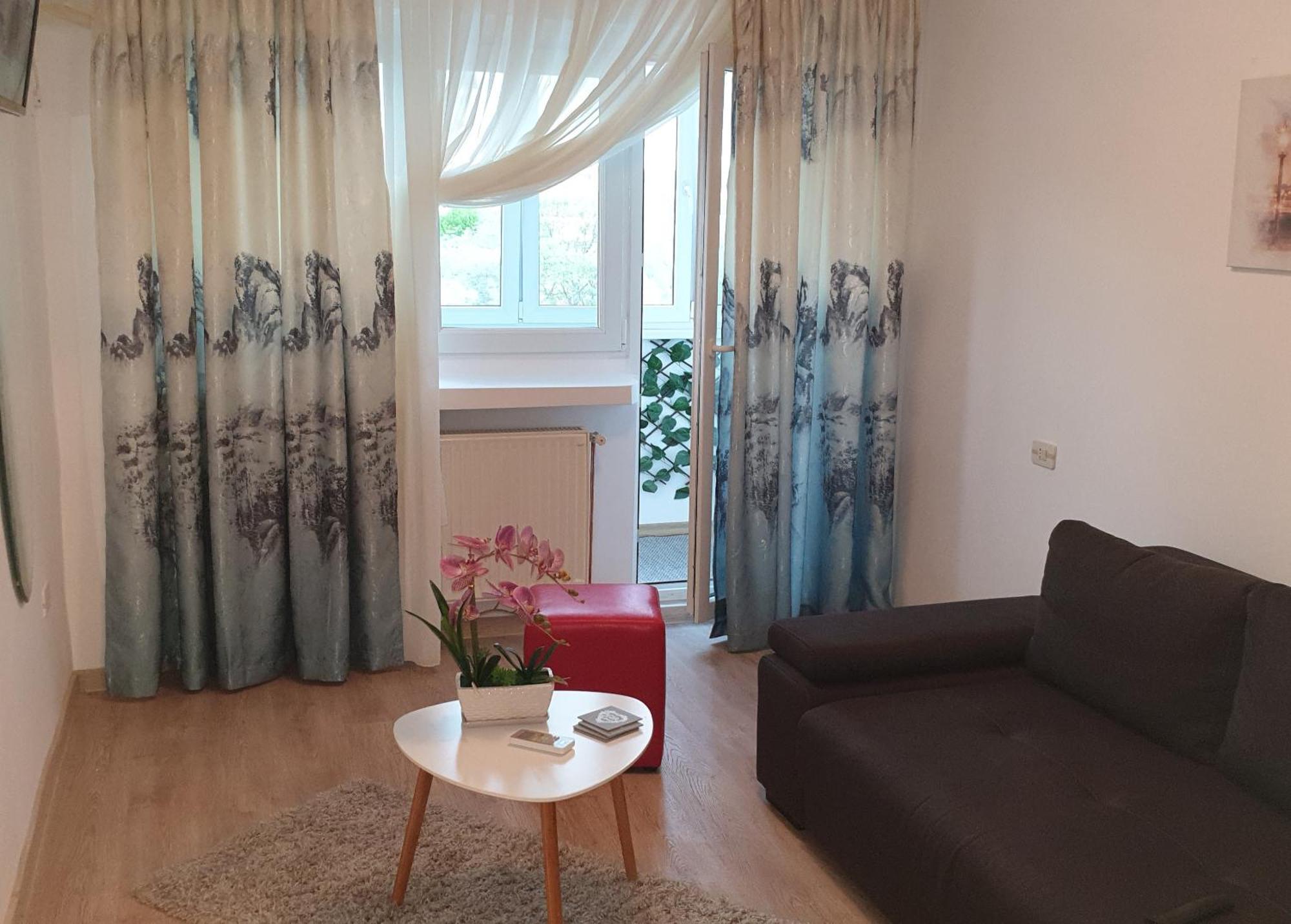 Apartament Viorela Άλμπα Ιούλια Δωμάτιο φωτογραφία